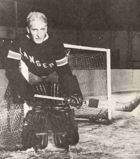 Hockey Lorne Chabot