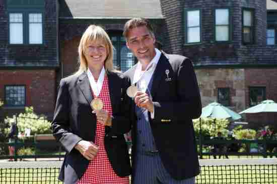 Helena Sukova and Michael Stitch enter the International Tennis HOF