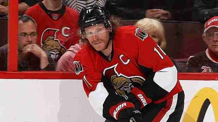 The Ottawa Senators will retire Daniel Alfredsson's number 11