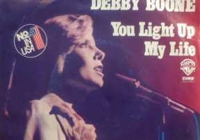 Season 2 Episode 30 -- You Light Up My Life, Debby Boone