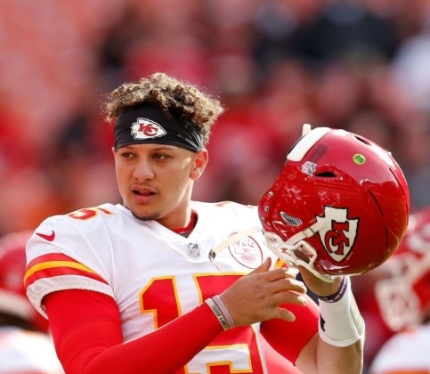 Mahomes vs. McDavid vs. Ohtani: Fantasy Hall of Fame Stats