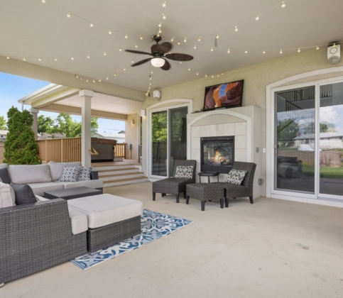 Backyard Entertainment Upgrades for the Ultimate Hosting Experience