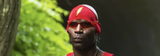 How Small Symbols Influence Athlete Confidence and Belonging