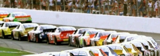 Pit Stop to Peace: Your Guide to the Best Kratom Vendor for NASCAR Fans