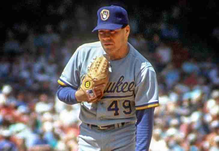 5. Teddy Higuera