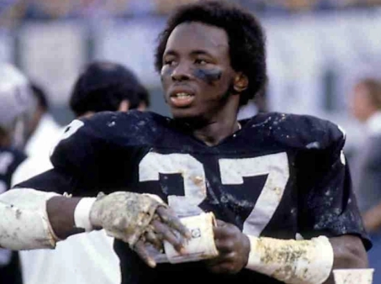 The Pro Football Hall of Fame Revisited Project: 2001 Semi-Final VOTE