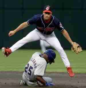 51. Omar Vizquel