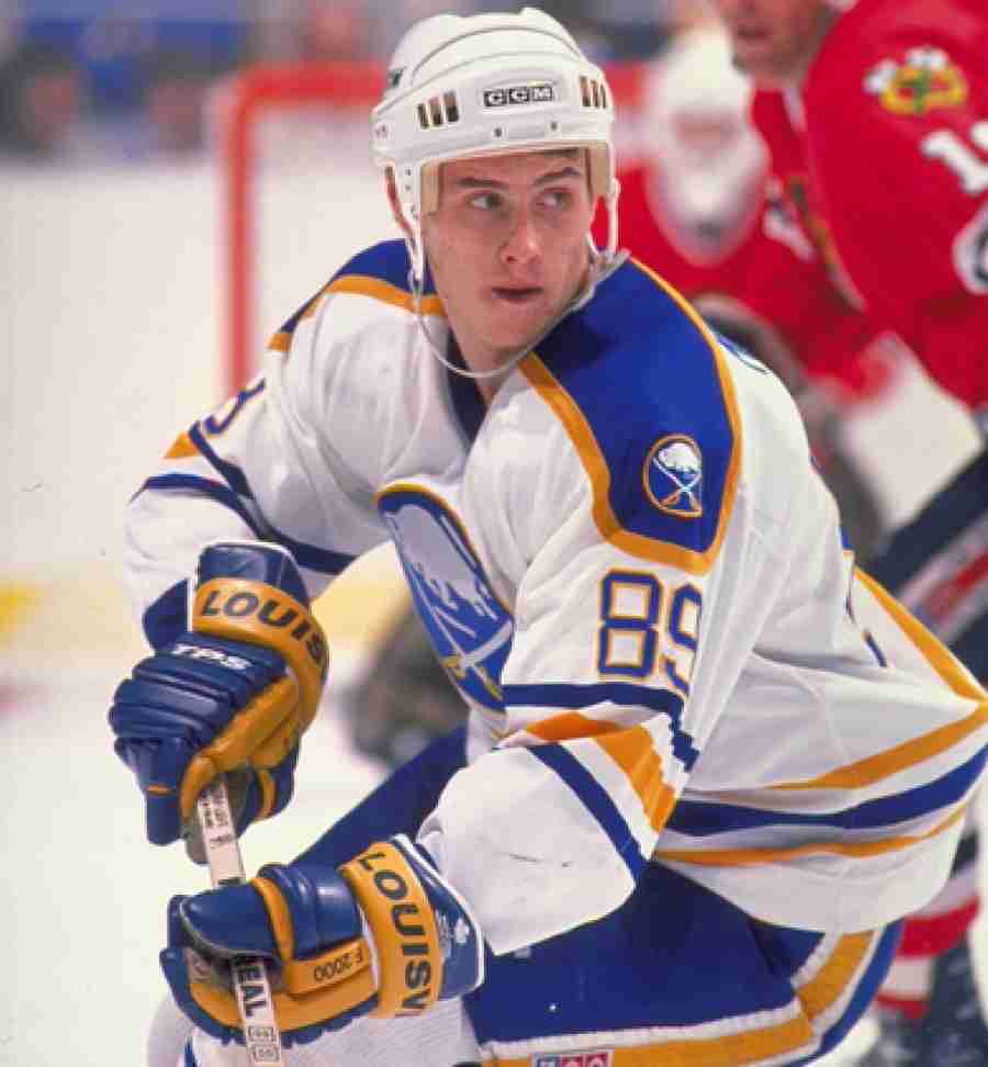 Mogilny not headed to the Hockey Hall of Fame this year