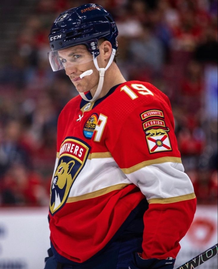 25. Matthew Tkachuk
