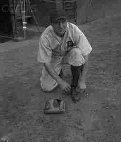 40. Billy Rogell