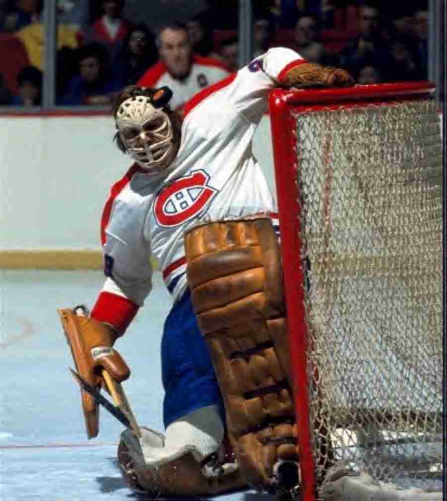 Ever see Ken Dryden play without a mask? : r/hockey