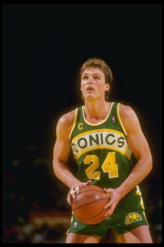 27. Tom Chambers