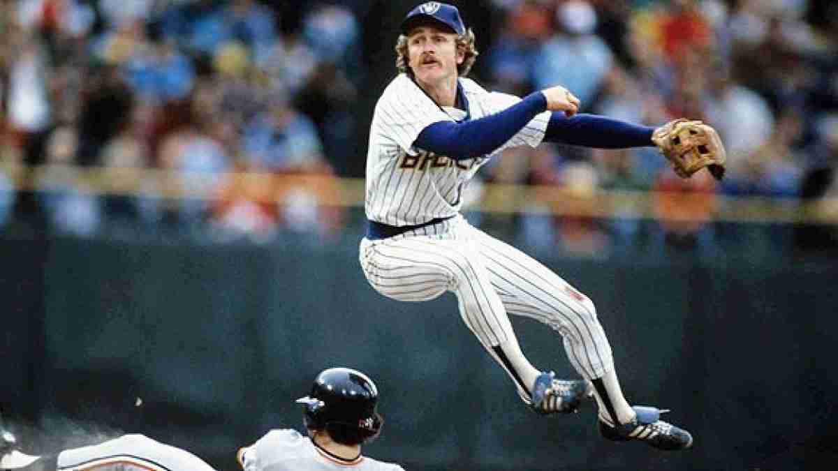 Not in Hall of Fame - 1. Robin Yount