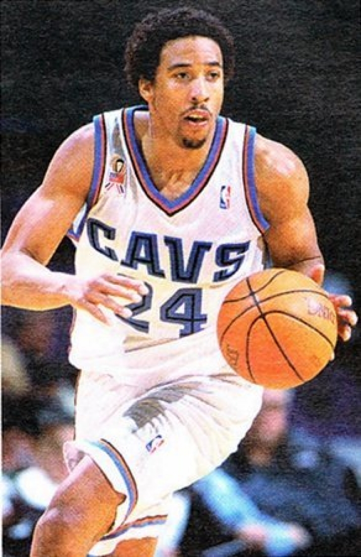 15. Andre Miller