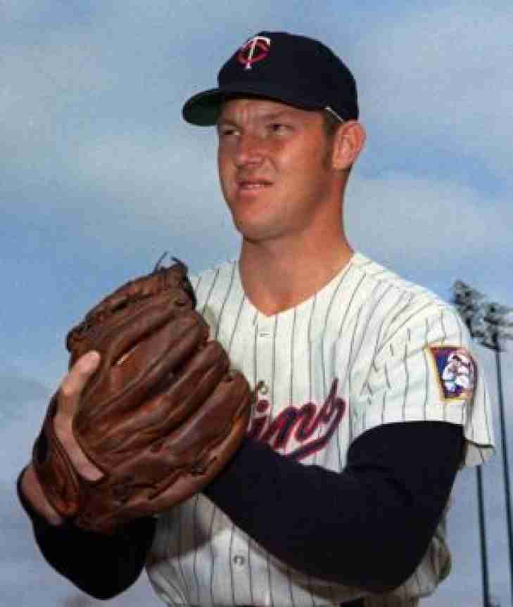 15. Jim Kaat