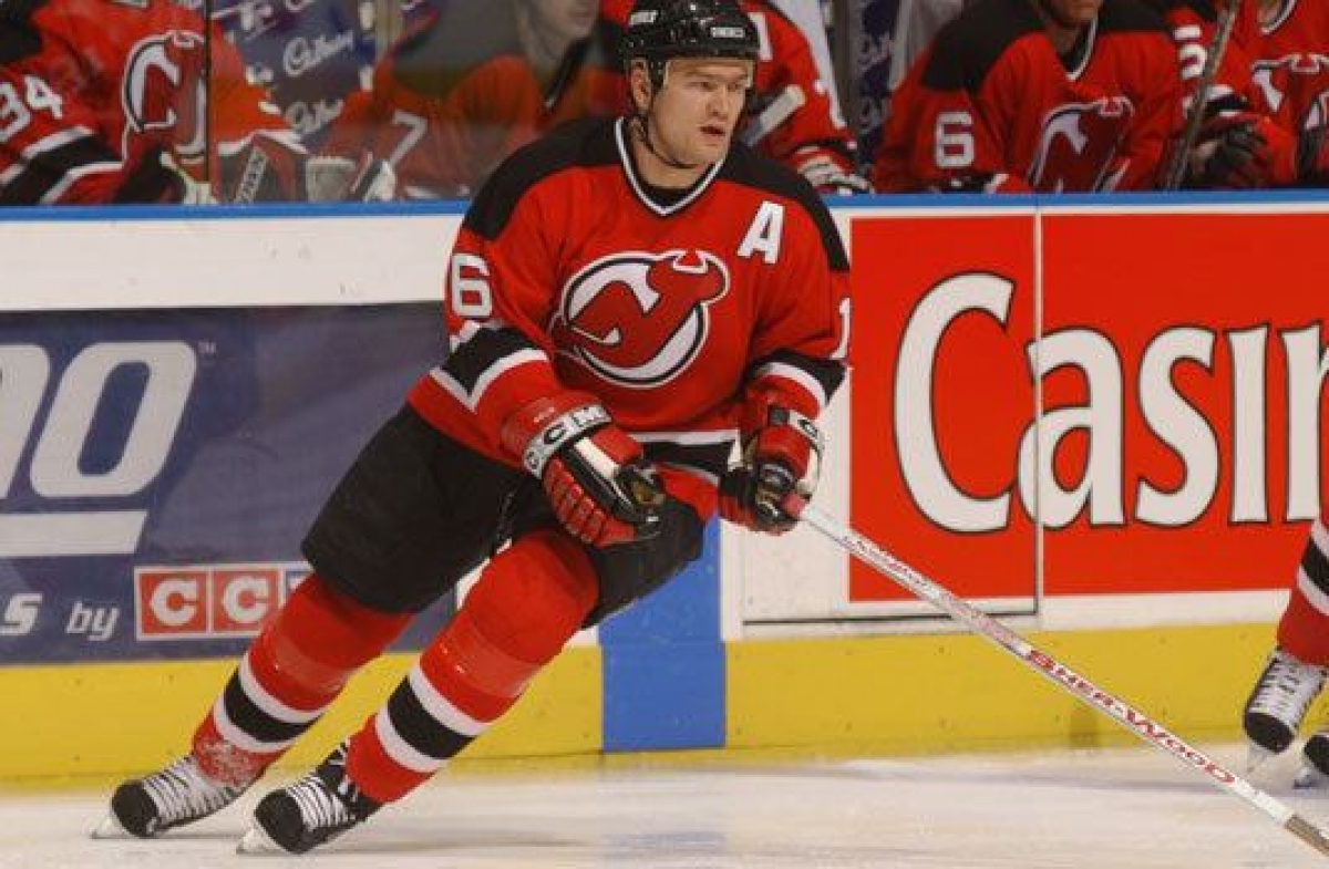 New Jersey Devils' Bobby Holik (16) celebrates with Brendan