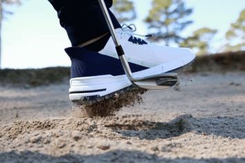 Finding the Perfect Pair: A Comprehensive Guide to Golf Shoes