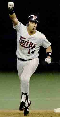 16. Kent Hrbek