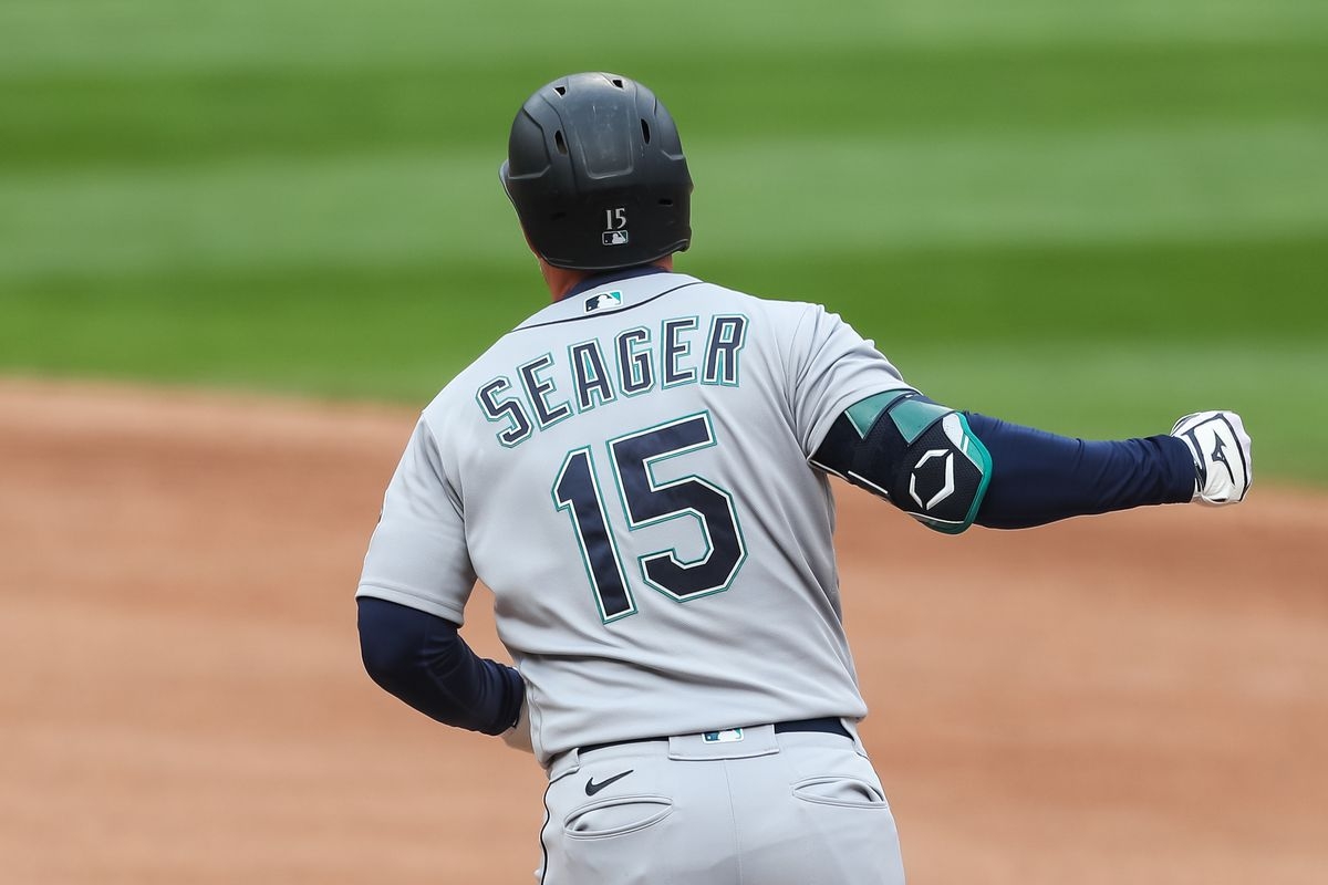 kyle seager retire