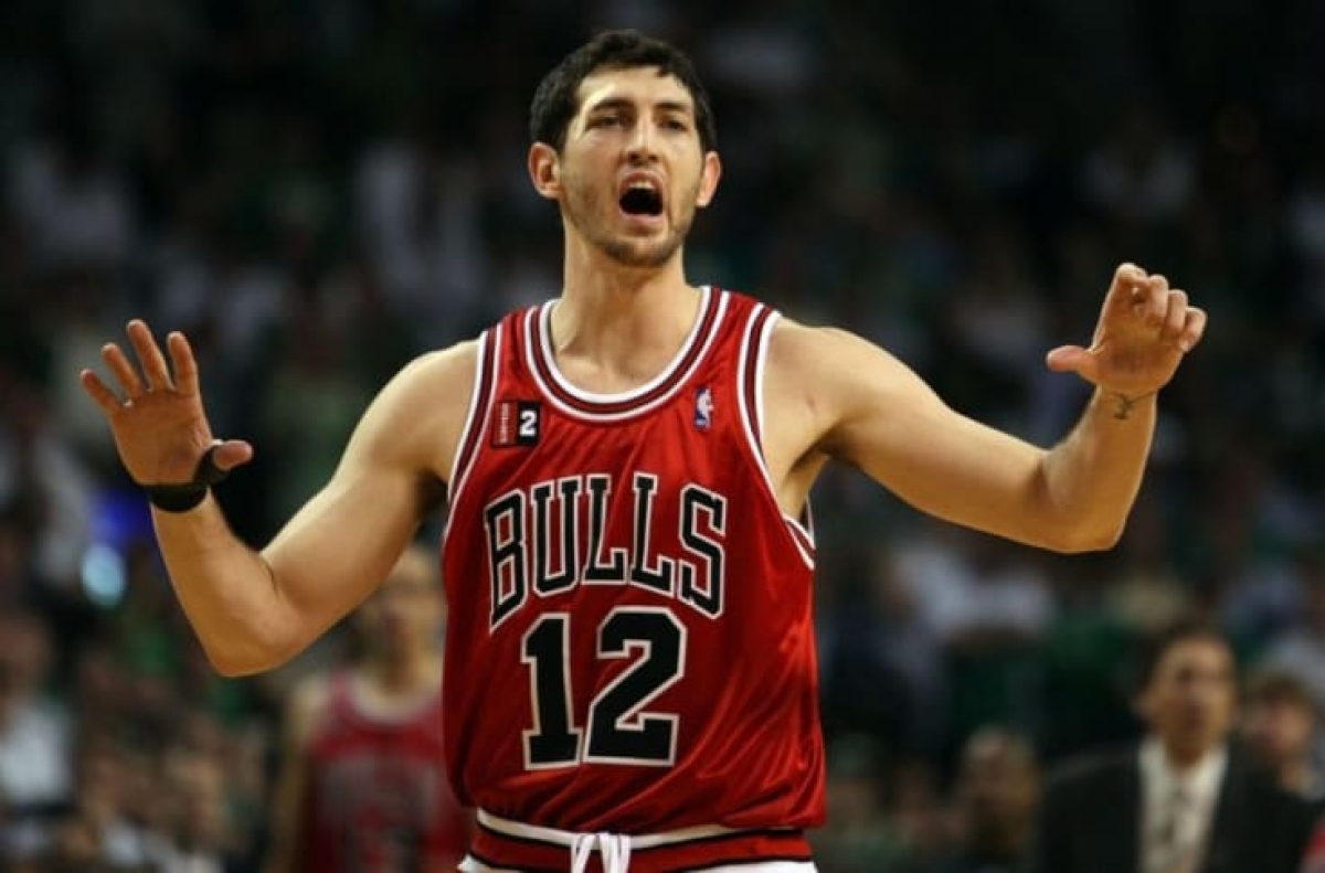 Kirk Hinrich - dunk & highlights from his rookie season 