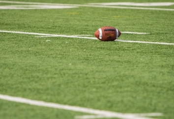 Favorites vs. Underdogs: Reading NFL Moneyline Odds Early in the Season