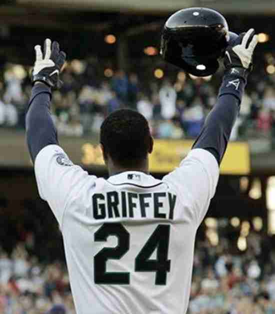 The Baseball Hall of Fame Class of 2016 is announced!  Griffey and Piazza are in!