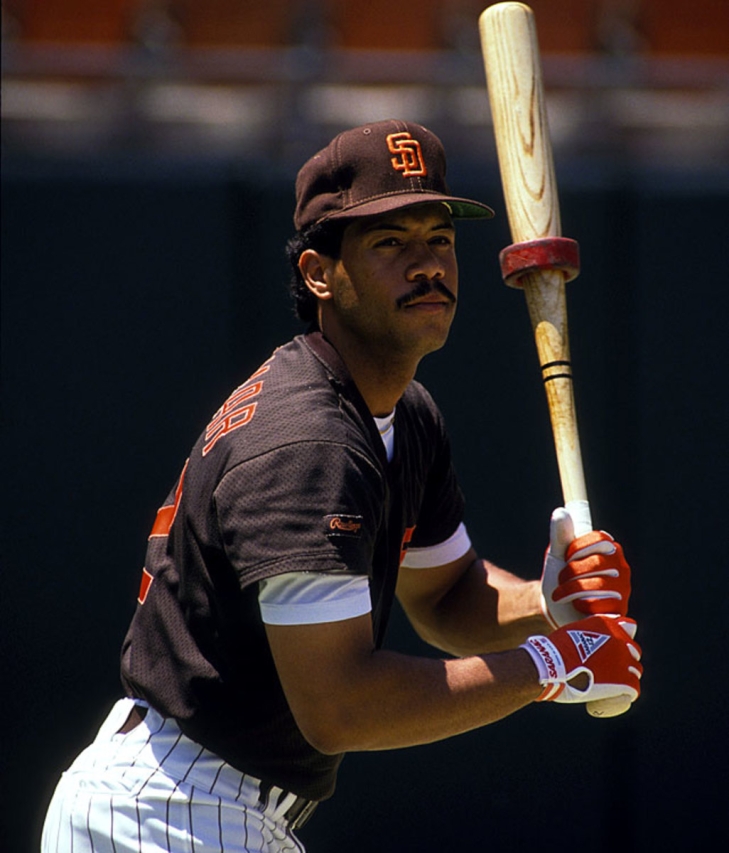 37. Roberto Alomar