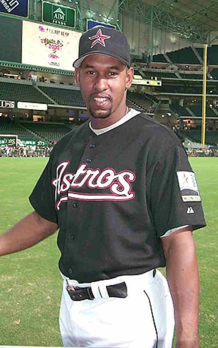 38. Richard Hidalgo