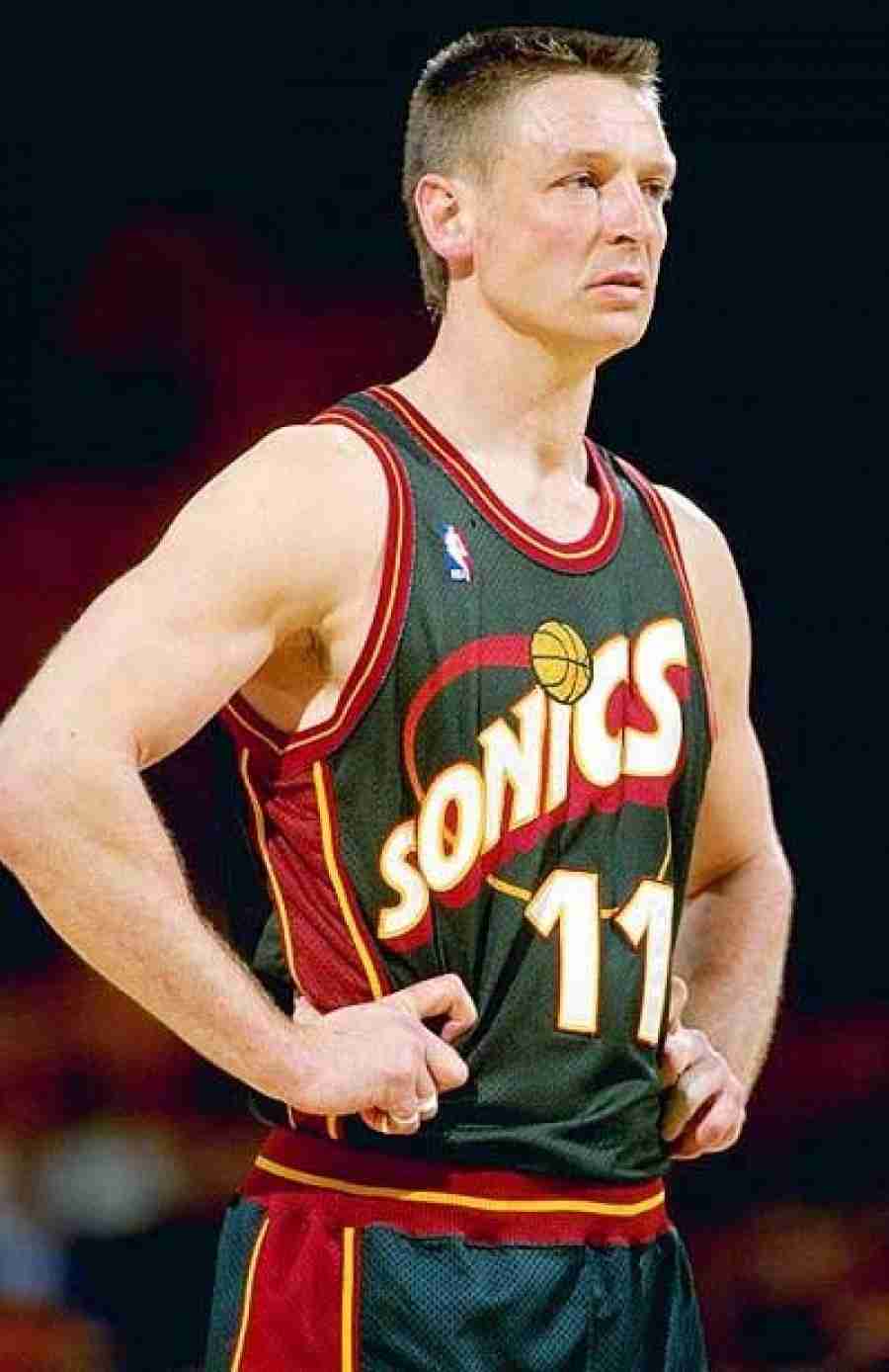 Not in Hall of Fame - 26. Detlef Schrempf