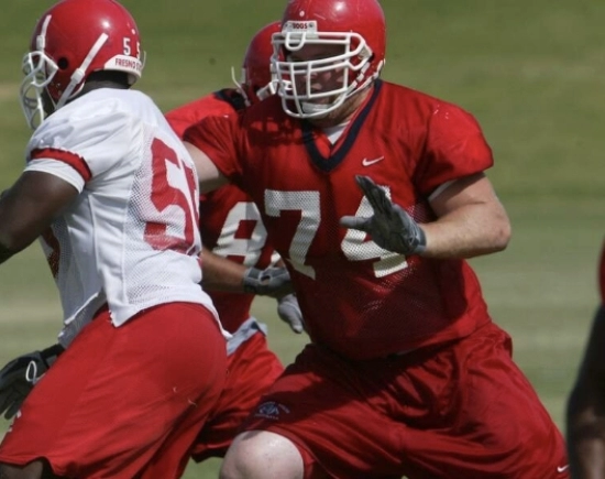 Fresno State to induct Logan Mankins into their Ring of Honor