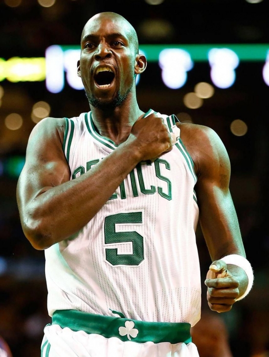 The Boston Celtics will retire Kevin Garnett&#039;s number next year