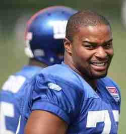 Osi Umenyiora