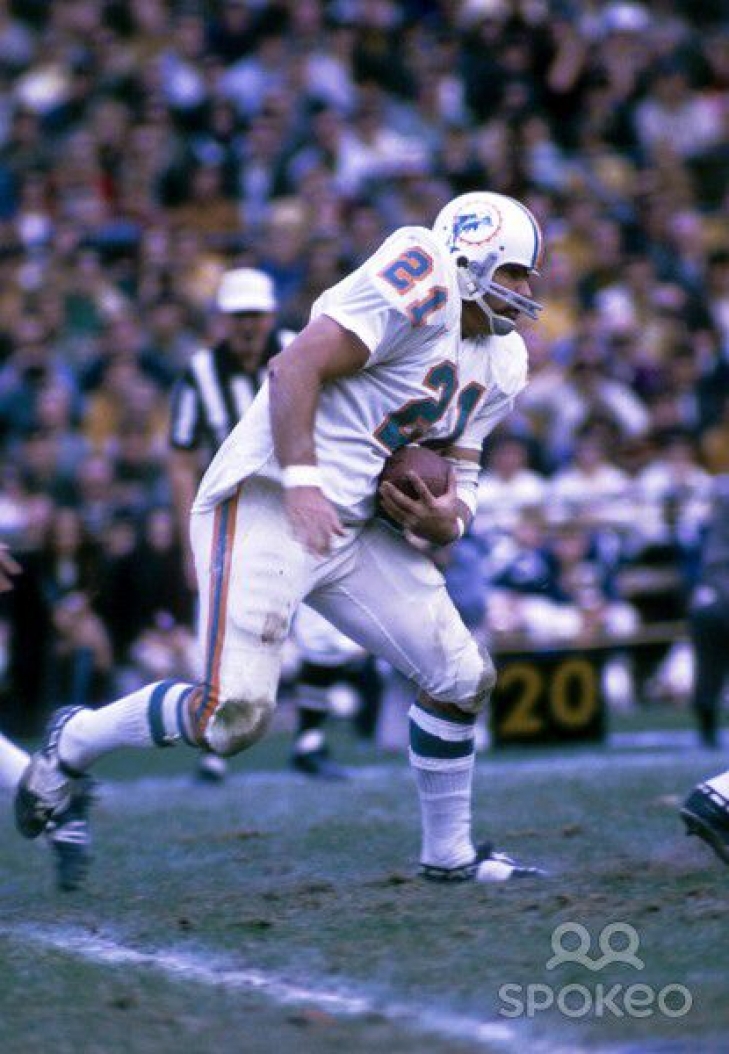 24. Jim Kiick