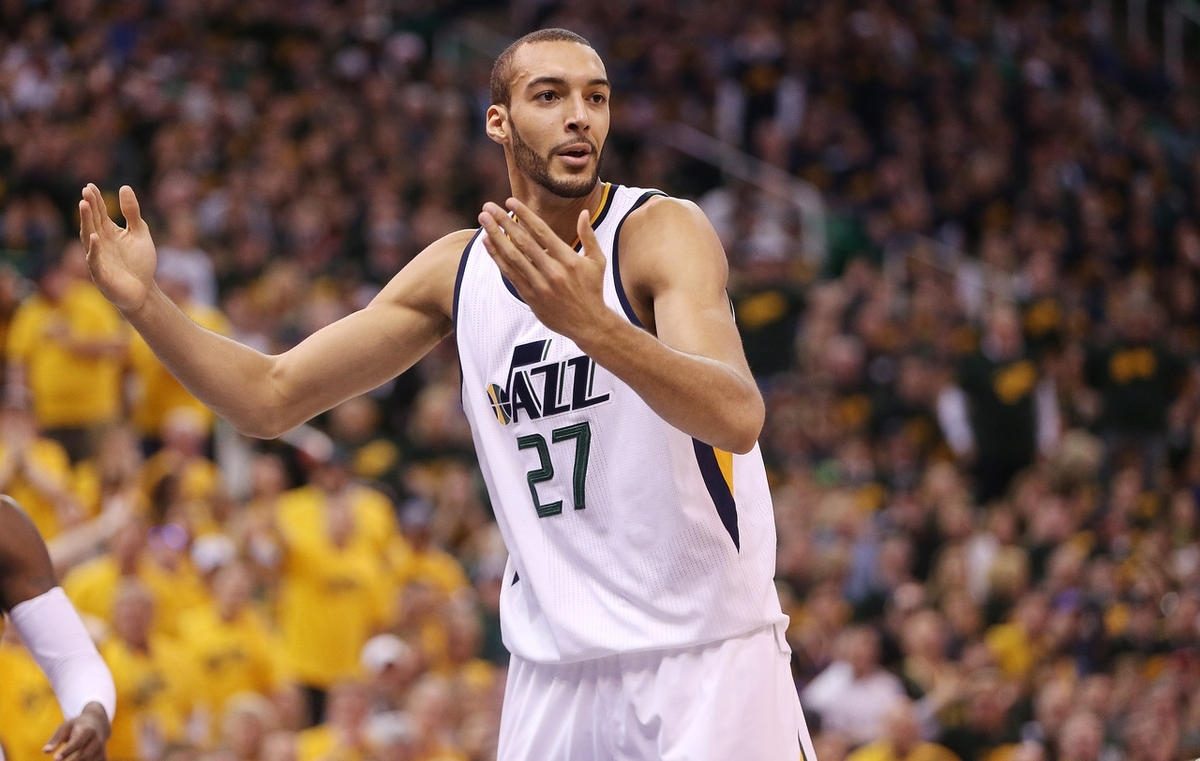 Rudy Gobert Nearly Reaches Top Of Backboard - Page 2 - RealGM
