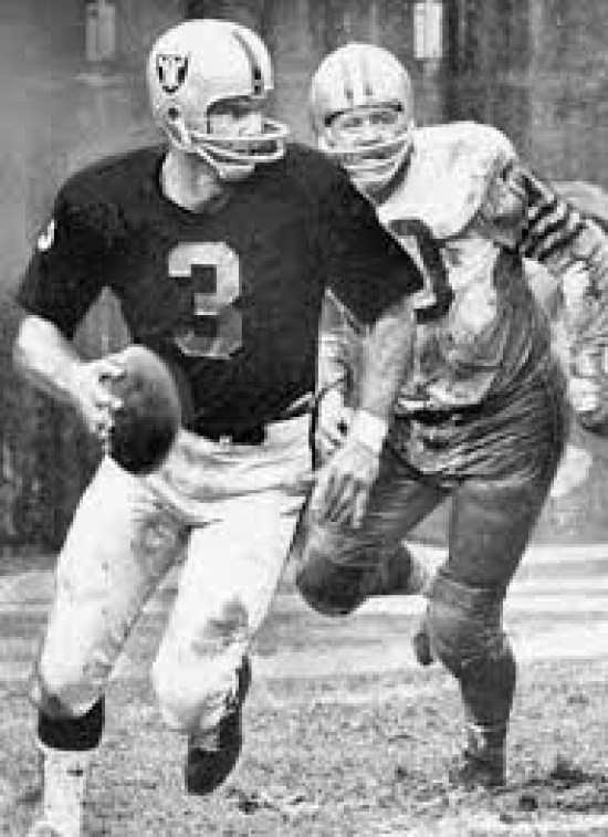 RIP: Daryle Lamonica