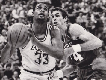 25. Clark Kellogg