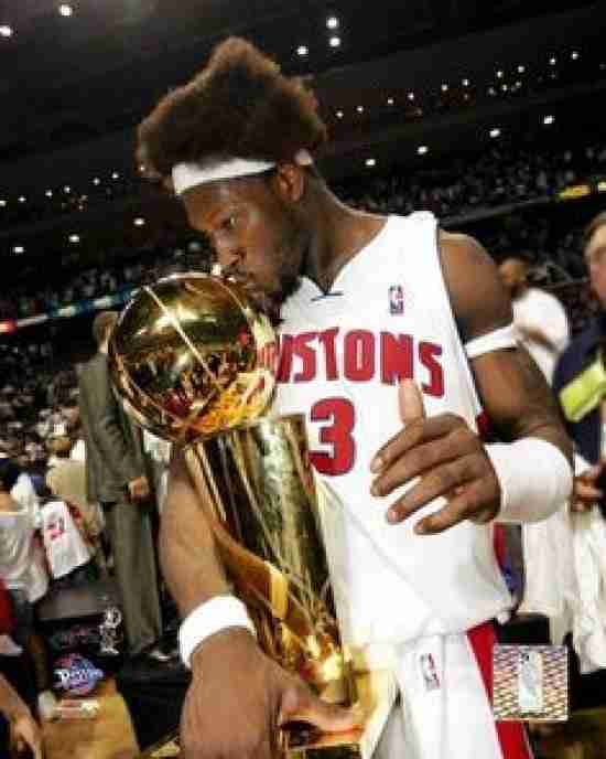 The Detroit Pistons Retire Ben Wallace&#039;s Number 3