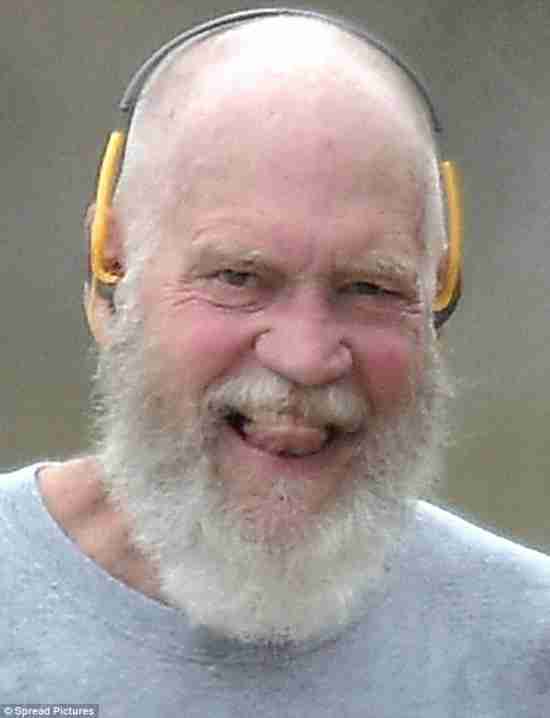 David Letterman to replace Neil Young as Pearl Jam&#039;s Inductor