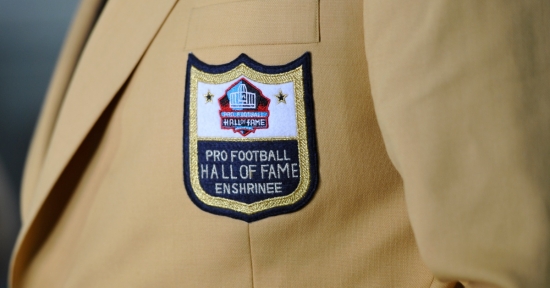 Pat Bowlen&#039;s family will be the first posthumous recipient of the PFHOF Gold Jacket