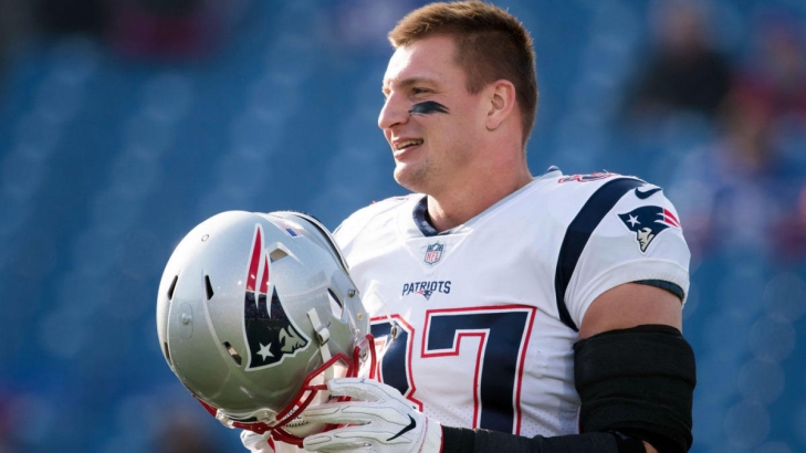 Rob Gronkowski Retires