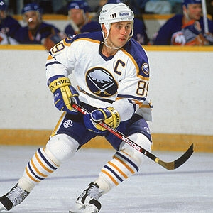 9. Alexander Mogilny