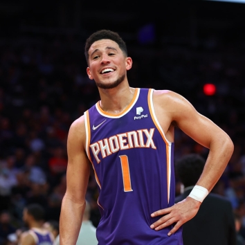 #26. Devin Booker, Phoenix Suns, #5 Shooting Guards