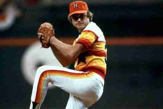 20. Joe Niekro