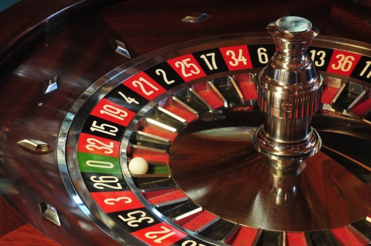 Beating the Wheel: Proven Roulette Systems to Win at the Table
